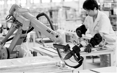 寧波：企業加速“機器換人”，必須解決成本過高問題