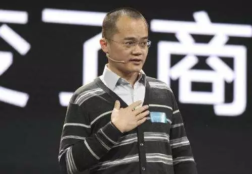 美團(tuán)點(diǎn)評(píng)CEO王興：送外賣機(jī)器人將很快出現(xiàn)