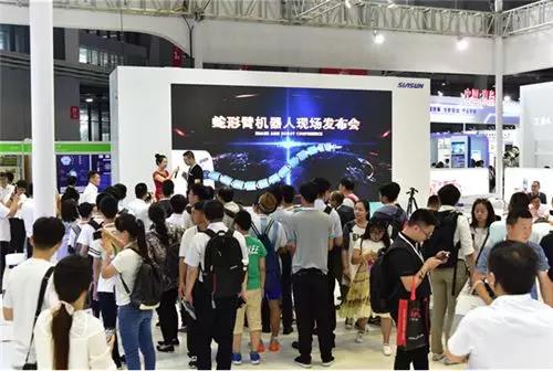 新松蛇形臂機器人全球首發(fā)