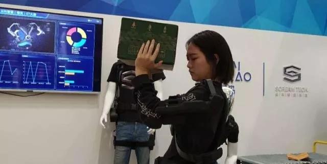 快遞飛艇、無人直升機、物流機器人，智能物流天團集體亮相
