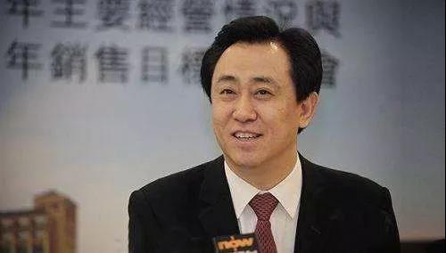 地產(chǎn)轉(zhuǎn)型？楊國(guó)強(qiáng)的機(jī)器人、許家印的車